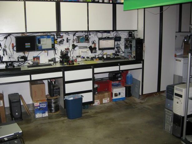 A Peek At Other Computer Technicians Workbenches Technibble