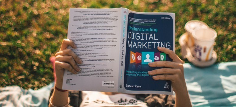 MSP reads an online marketing book to learn to get more clients