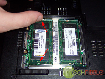 How to Laptop RAM - Technibble