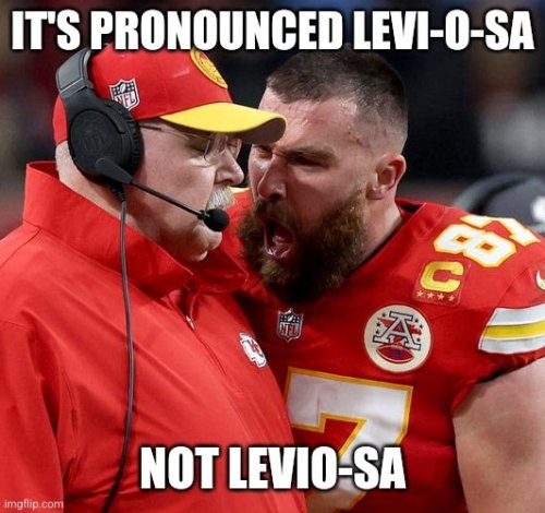 19196_kelce%20reid%20majorgeeks4.jpg